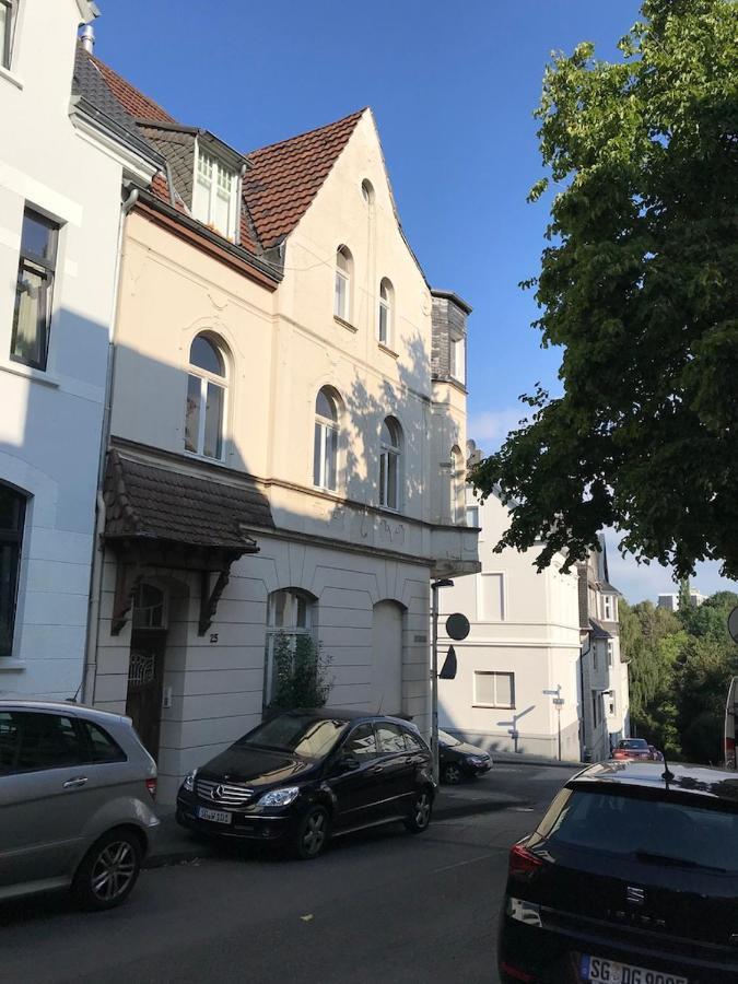 Kleine 25 Apartment Solingen Bagian luar foto